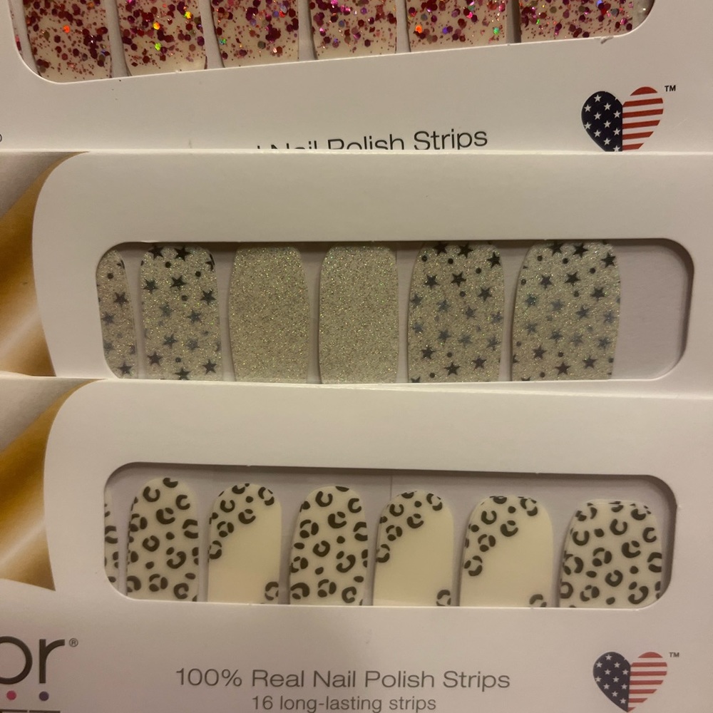 Color street nails! - Picture 4 of 8